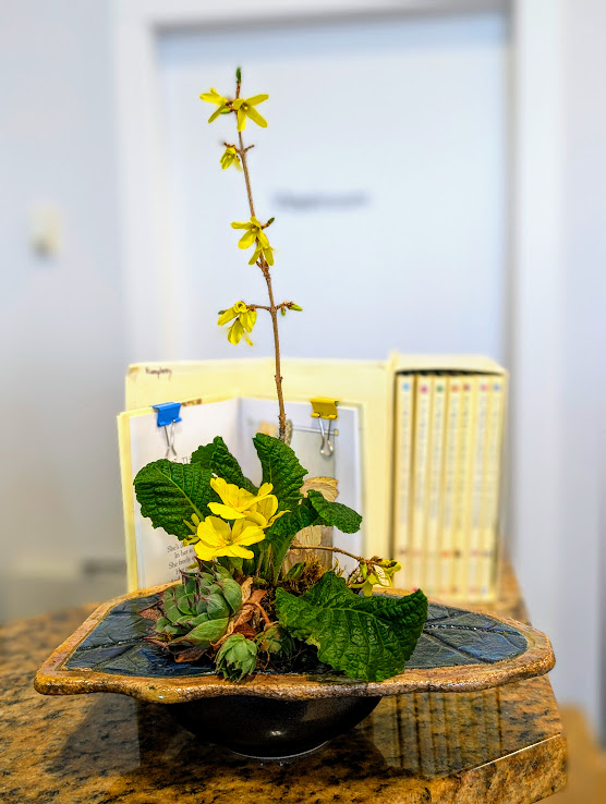 In a Vase, Monday February 3, 2025